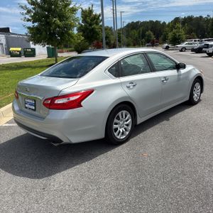2017 Nissan ALTIMA 2.5 SV — фото 8