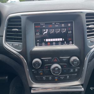 2019 JEEP GRAND CHEROKEE LAREDO E thumbnail 37