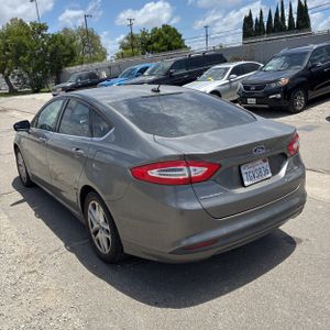 FORD FUSION SE - 5