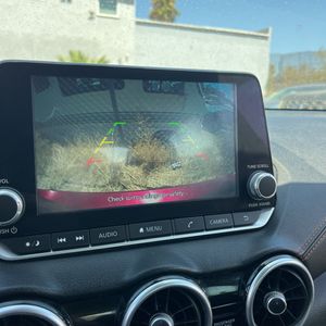 2021 Nissan SENTRA SR thumbnail 38