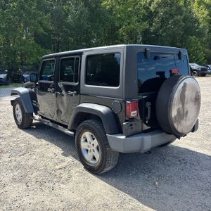 صورة 5 لـ 2017 JEEP WRANGLER UNLIMITED SPORT