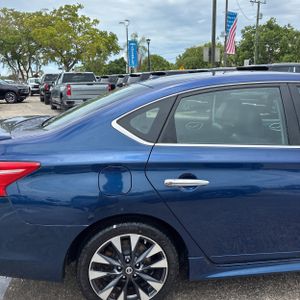 NISSAN SENTRA SR - 9