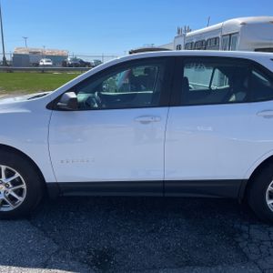 CHEVROLET EQUINOX LS - 4