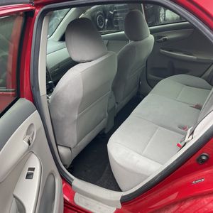 2010 Toyota COROLLA LE — миниатюра 32
