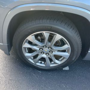 2019 Chevrolet TRAVERSE PREMIER — фото 17