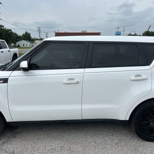 صورة 4 لـ 2014 KIA SOUL BASE