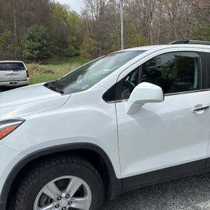 CHEVROLET TRAX LT - 2