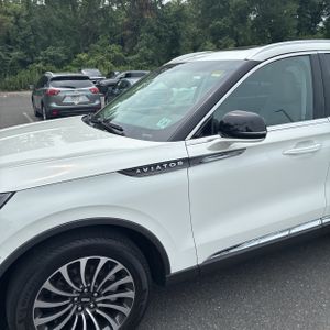 2023 Lincoln AVIATOR STANDARD 照片 2