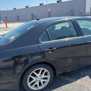 FORD FUSION SEL - 9