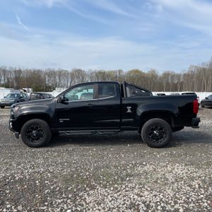 CHEVROLET COLORADO WORK TRUCK - 3