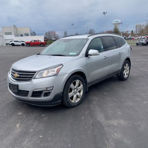 CHEVROLET TRAVERSE LT - 1