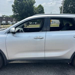 صورة 4 لـ 2020 KIA SORENTO LX