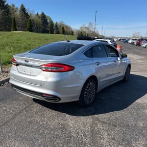 FORD FUSION SE - 8