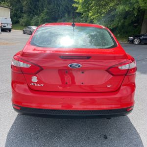 FORD FOCUS SE - 7