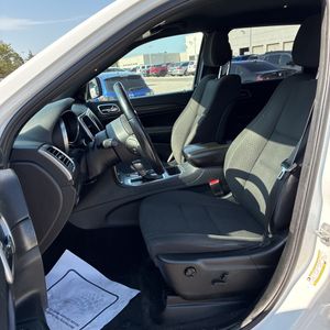 صورة مصغرة 32 لـ 2018 JEEP GRAND CHEROKEE LAREDO E