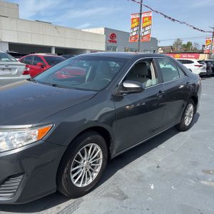 TOYOTA CAMRY - 2