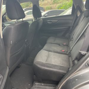 صورة مصغرة 32 لـ 2018 Nissan ROGUE SV