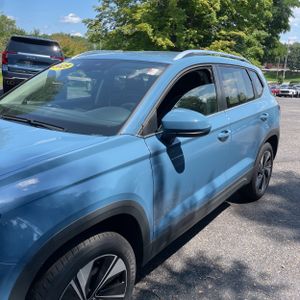 صورة 2 لـ 2025 Volkswagen TAOS 1.5T SE