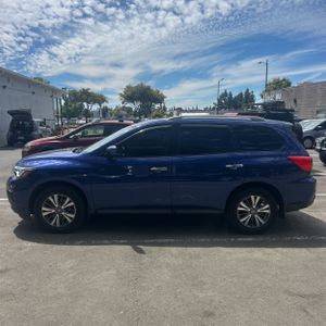 صورة 3 لـ 2018 Nissan PATHFINDER SV