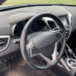 صورة مصغرة 37 لـ 2016 Hyundai VELOSTER BASE