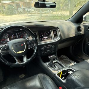 صورة مصغرة 31 لـ 2020 Dodge CHARGER SXT