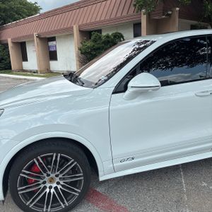 PORSCHE CAYENNE GTS - 2