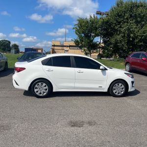 صورة 10 لـ 2023 KIA RIO LX