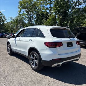 صورة 6 لـ 2022 Mercedes-BENZ GLC