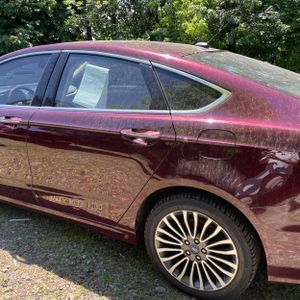 FORD FUSION SE - 6