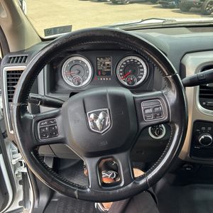 2015 RAM 3500 BIG HORN 照片 33