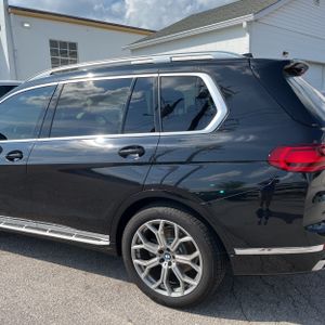 صورة 6 لـ 2020 BMW X7 XDRIVE40I