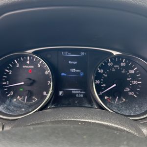 2015 Nissan ROGUE SV thumbnail 39