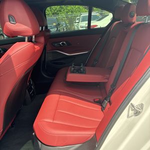 2025 BMW 330I 缩略图 33