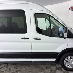 FORD TRANSIT-350 PASSENGER V. XLT - 9