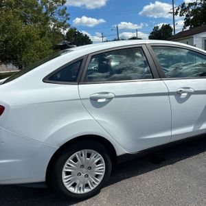 2015 FORD FIESTA S — фото 9