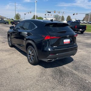 LEXUS NX 300 F SPORT - 5