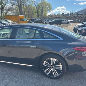 MERCEDES-BENZ EQS - 6