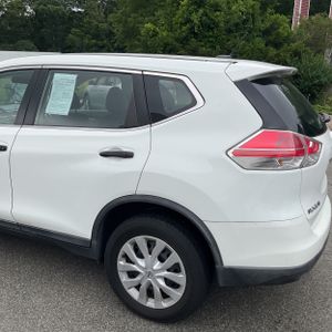 2016 Nissan ROGUE S 照片 6