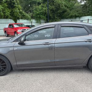FORD FUSION SE - 4