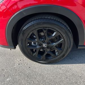 صورة 17 لـ 2024 Honda HR-V SPORT