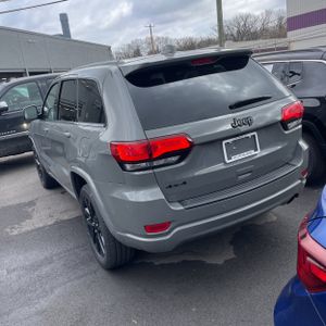 JEEP GRAND CHEROKEE - 4