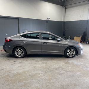 HYUNDAI ELANTRA VALUE EDITION - 10