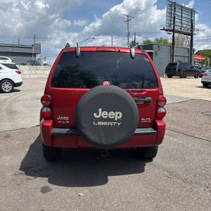 JEEP LIBERTY LIMITED - 7