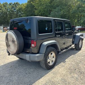صورة 8 لـ 2017 JEEP WRANGLER UNLIMITED SPORT