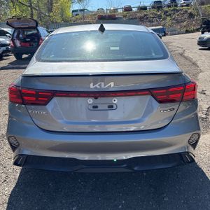 KIA FORTE GT-LINE - 7