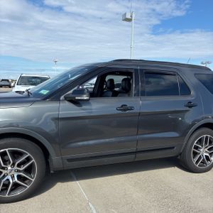 FORD EXPLORER SPORT - 4