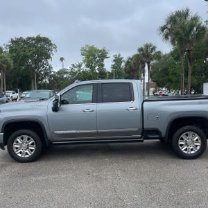 CHEVROLET SILVERADO 3500HD HIGH COUNTRY - 3