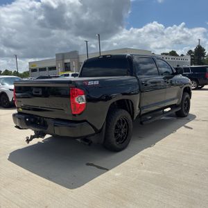 TOYOTA TUNDRA - 8