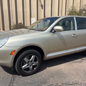 2006 Porsche CAYENNE S photo 2