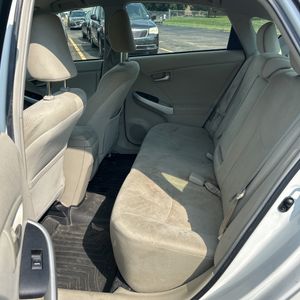 صورة مصغرة 34 لـ 2012 Toyota PRIUS TWO